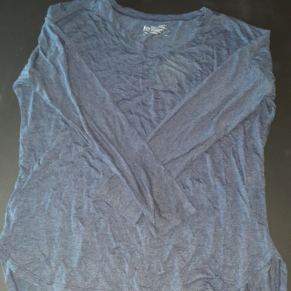 Felina long sleeve v neck lounge top